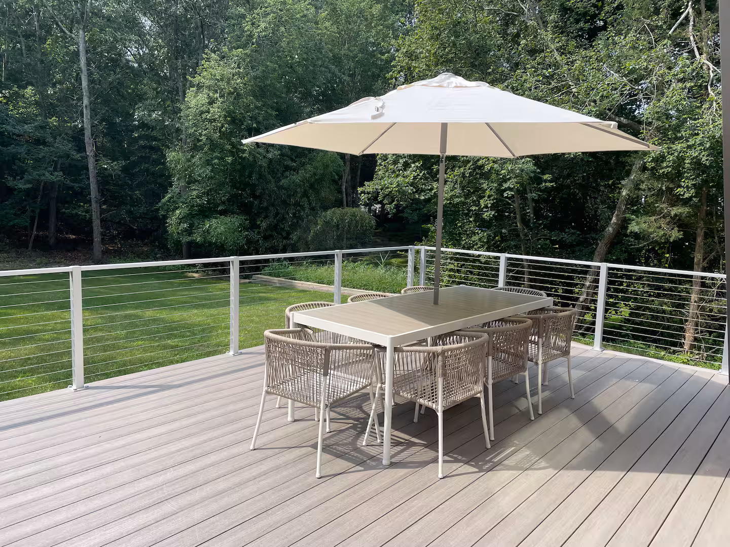 Hamptons Ayfraym marquee